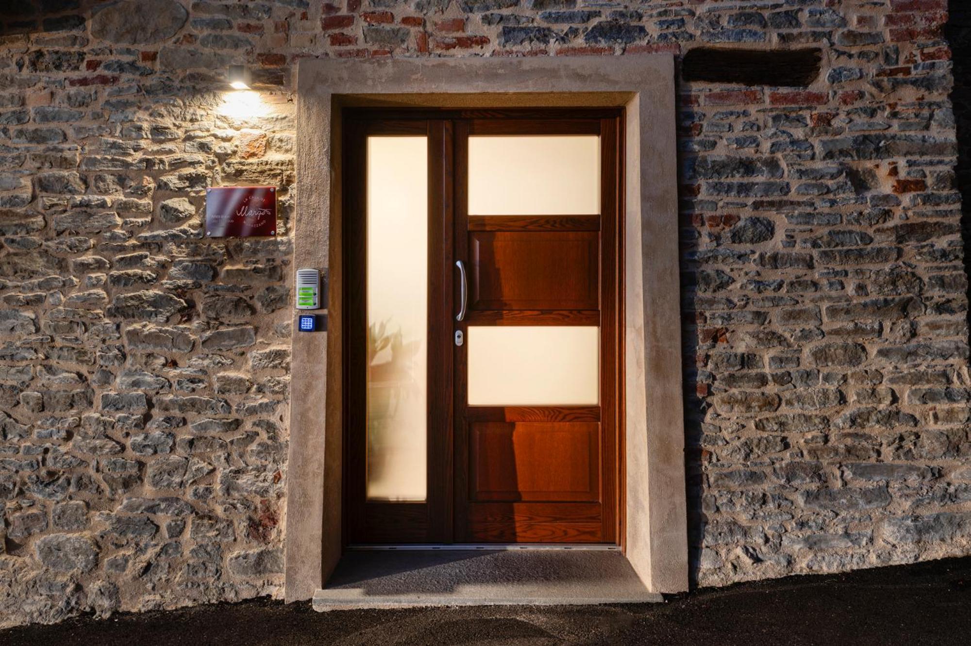 La Casa Di Margot - Alloggio Blu Murazzano  Luaran gambar