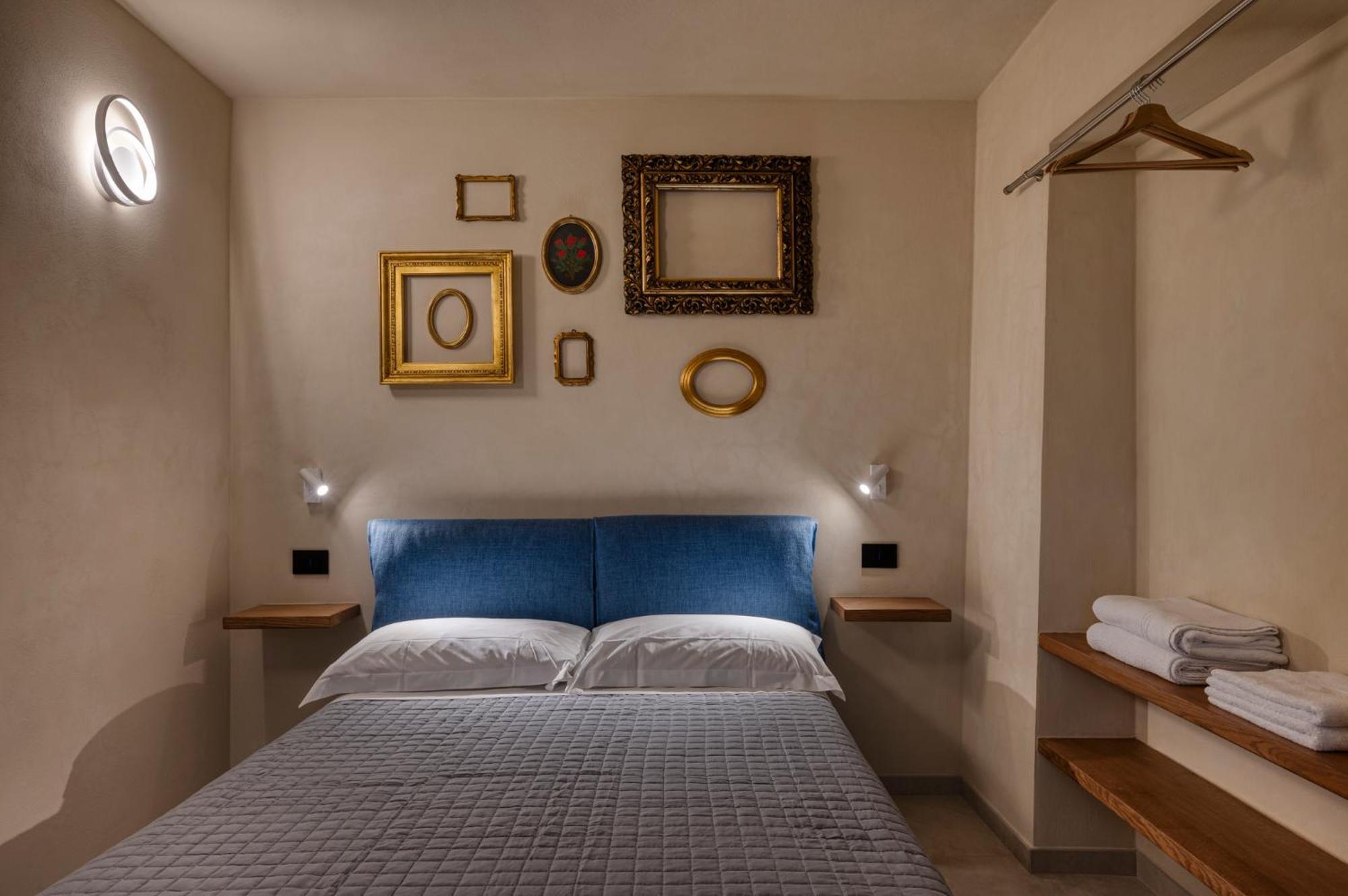 La Casa Di Margot - Alloggio Blu Murazzano  Luaran gambar