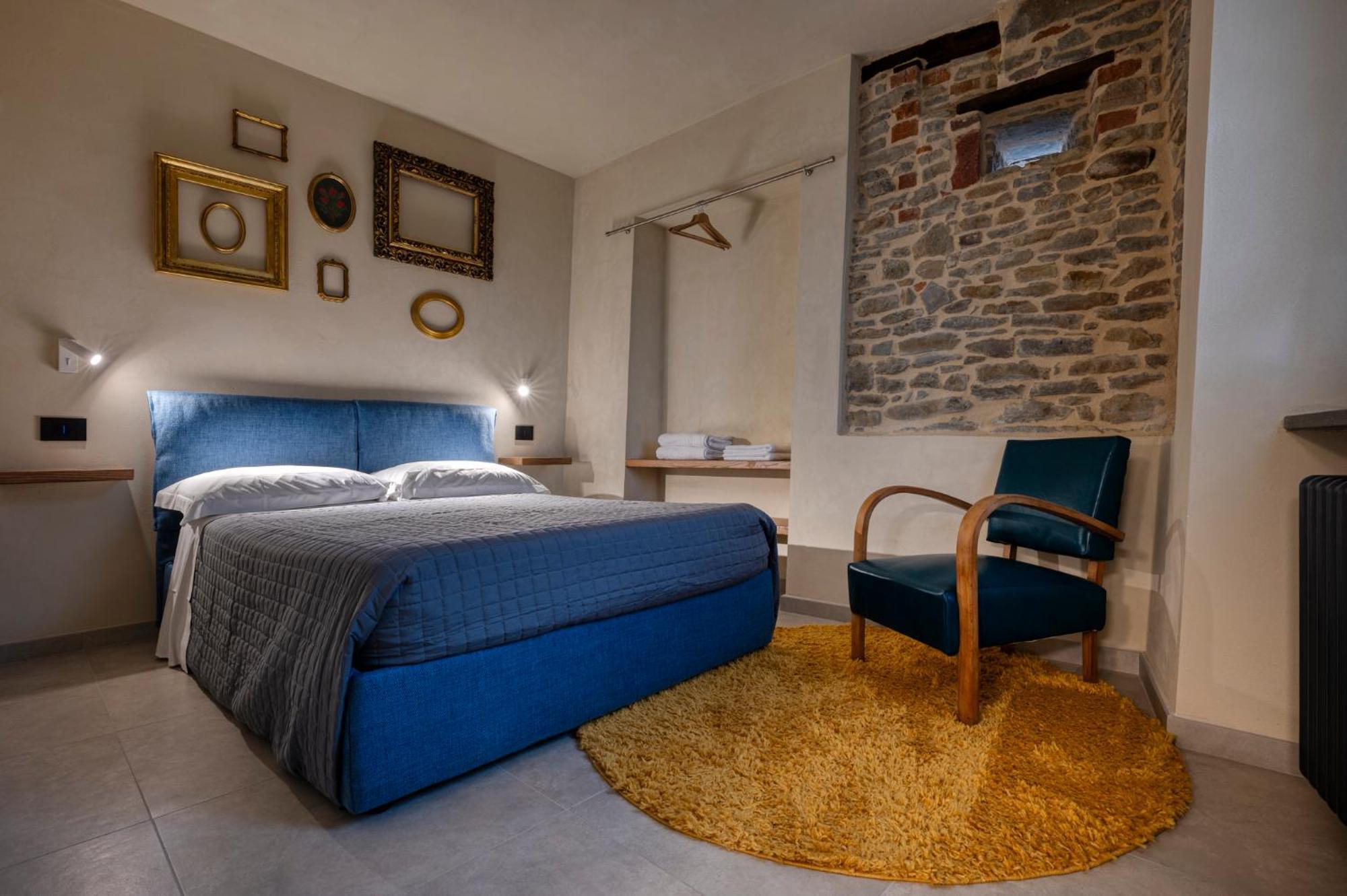 La Casa Di Margot - Alloggio Blu Murazzano  Luaran gambar